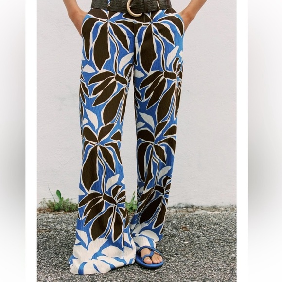 NWT ZARA 2 PIECES MATCHING SET PLANTED PANTS AND WIDE PANTS
🚨firm price - Picture 14 of 15